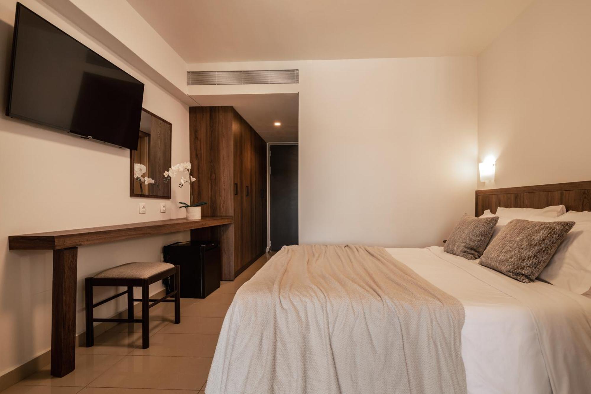 Hotel Planos Deluxe Pokój zdjęcie