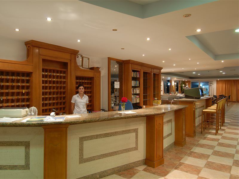Hotel Planos Deluxe Zewnętrze zdjęcie